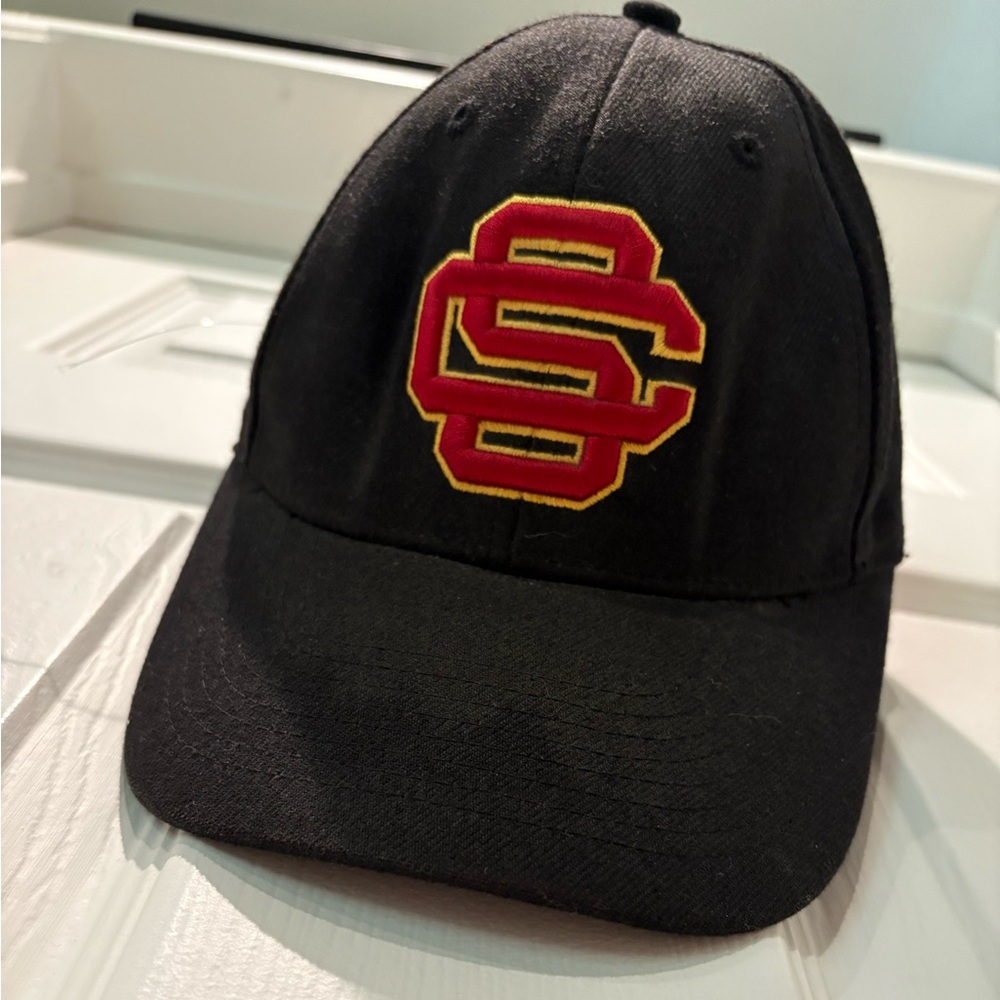 Vintage 90s USC Trojans Delong‎ Hat Cap USA Made Size 7 1/4 Southern California